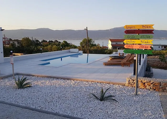 Ming - Pool, Sea-view And Peace Apartment