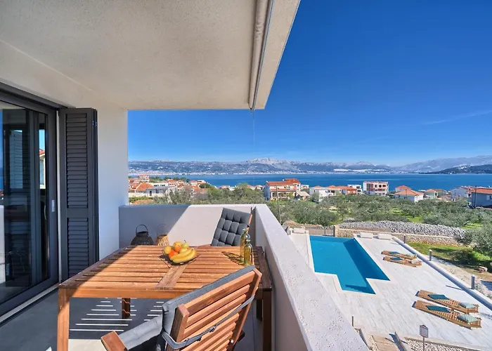 Ming - Pool, Sea-view And Peace